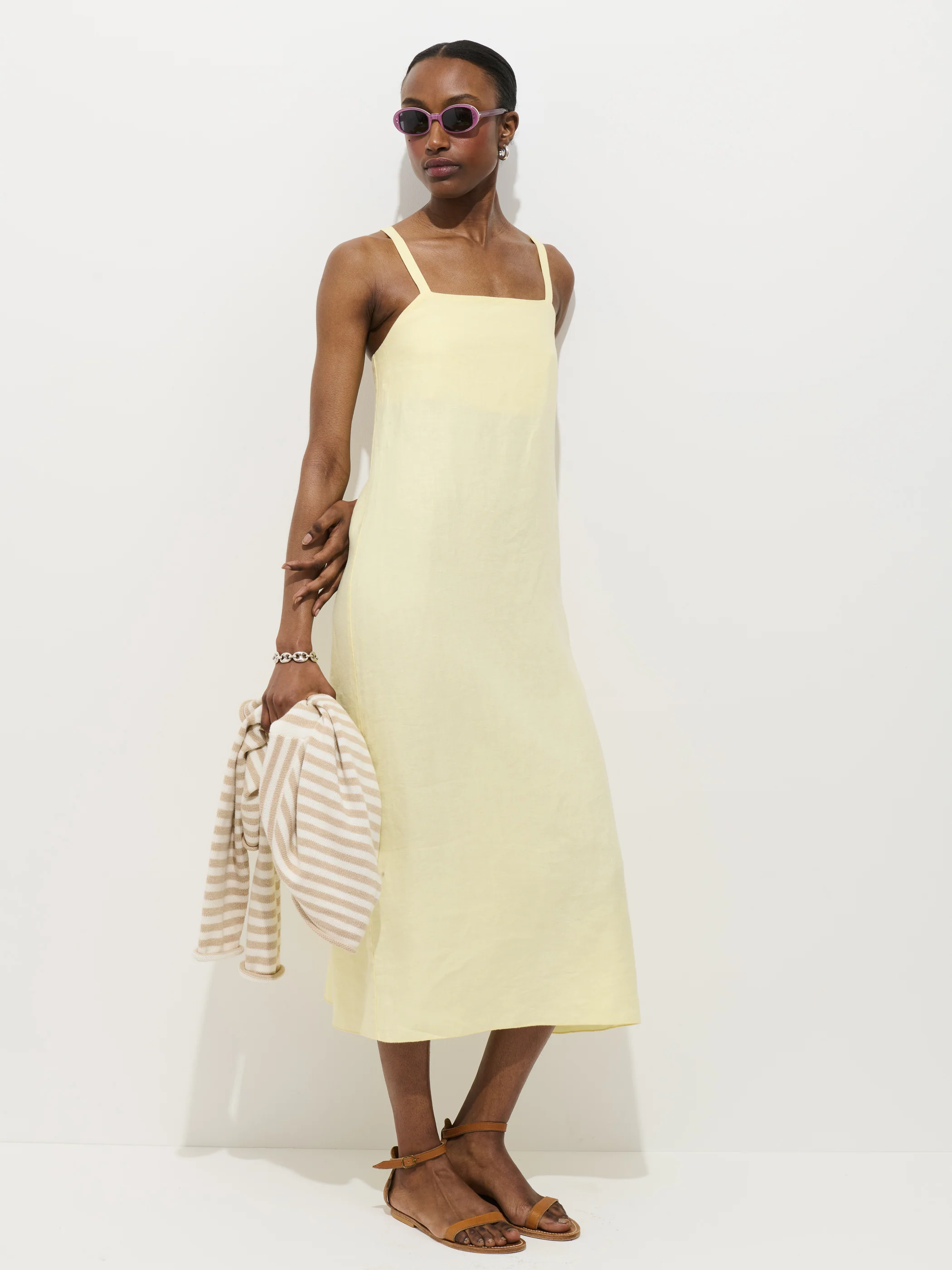 Marie Dress In Linen - Image 3