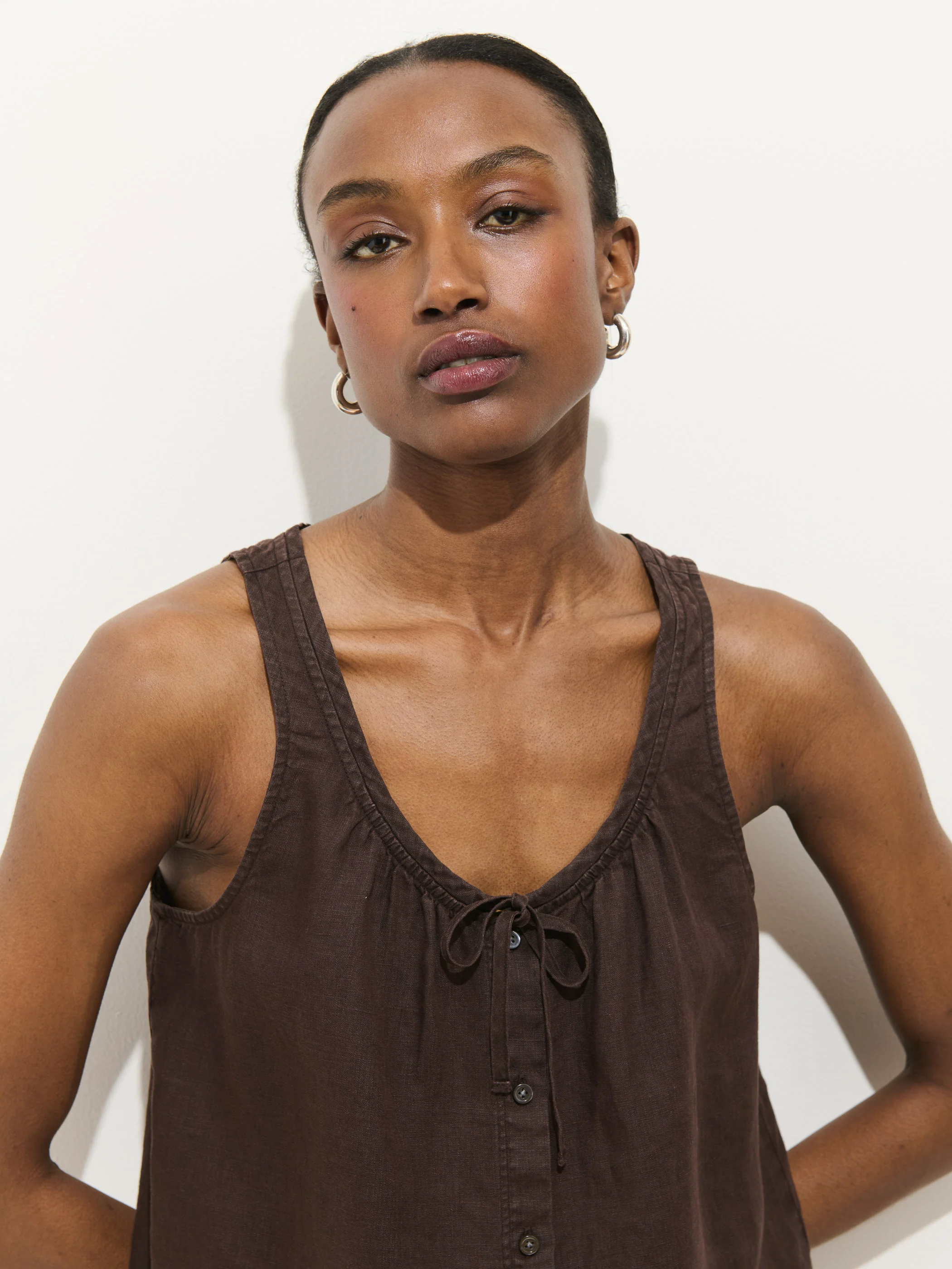 Sydney Top In Linen - Image 4