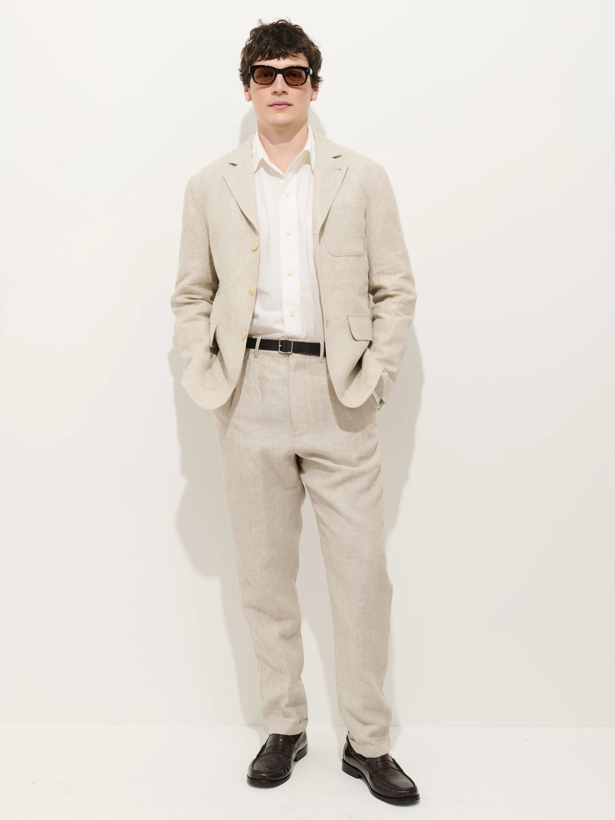 Standard Pleated Pant In Flax Linen - Image 3